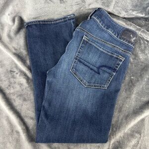 American Eagle AEO Artist Crop Dark Wash Denim Capri Pant Jean Size 4